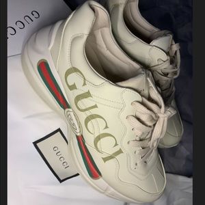 Women's Rhyton Gucci logo leather sneaker size 8US